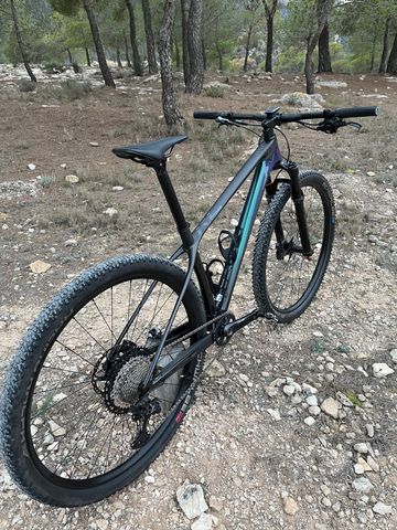 Used Scott Scale RC Team 2022 2022 Mountainbike, Purple, 29 — image 16 of 43