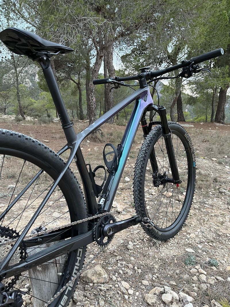 Used Scott Scale RC Team 2022 2022 Mountainbike, Purple, 29 — image 12 of 43