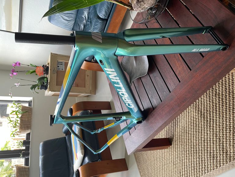 Used Cipollini MCM Allroad Disc Frameset 2021 2021 Road & Gravel, Green — image 2 of 4