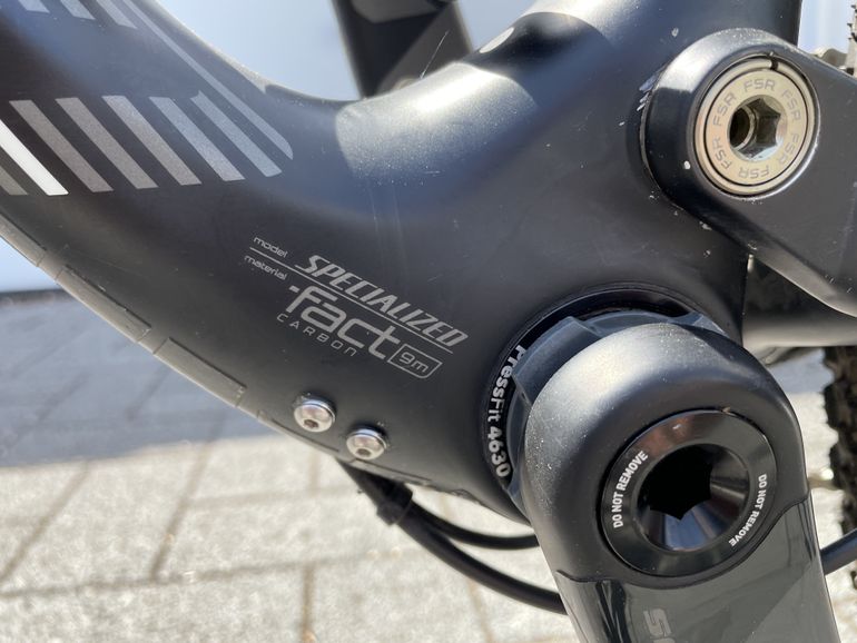 Used Specialized Epic Comp Carbon 29 2014 Mountainbike, Nero — image 10 of 12