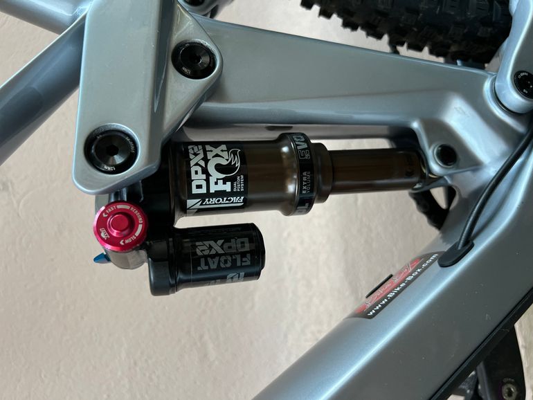 Used CUBE STING WS 140 HPC SL 2021 2021 Mountainbike, Grigio chiaro — image 7 of 10