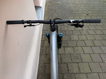 Used CUBE STING WS 140 HPC SL 2021 2021 Mountainbike, Grigio chiaro — image 5 of 10