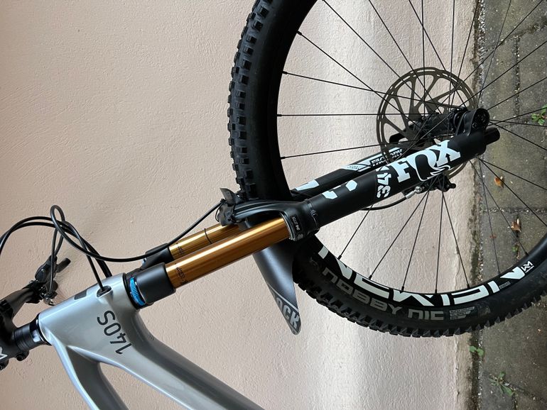 Used CUBE STING WS 140 HPC SL 2021 2021 Mountainbike, Grigio chiaro — image 10 of 10