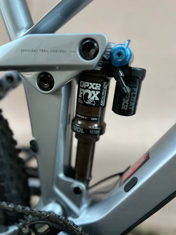 Used CUBE STING WS 140 HPC SL 2021 2021 Mountainbike, Grigio chiaro — image 8 of 10