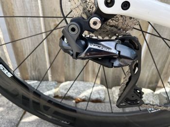 Used Specialized Tarmac SL7 - Ultegra Di2 (w upgrades) 2022 Road & Gravel, White — image 3 of 3