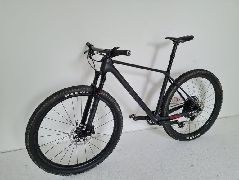 Used Canyon Exceed CFR LTD 2021 Mountainbike, Black — image 1 of 17