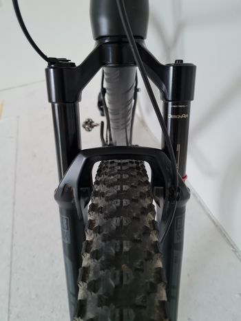 Used Canyon Exceed CFR LTD 2021 Mountainbike, Black — image 8 of 17