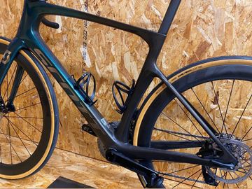 Used Scott Foil RC 20 2022 2022 Road & Gravel, Green — image 4 of 7