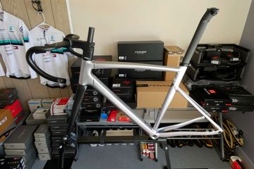 Used Specialized Allez Sprint Disc Frameset 2022 2022 Road & Gravel, Light Gray — image 14 of 25