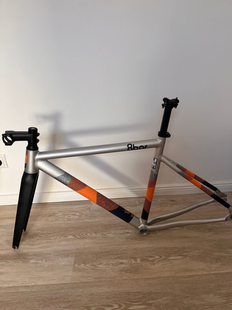 Used 8 Bar Kreuzberg v7 Frameset 2021 Road & Gravel, Arancione — image 1 of 4