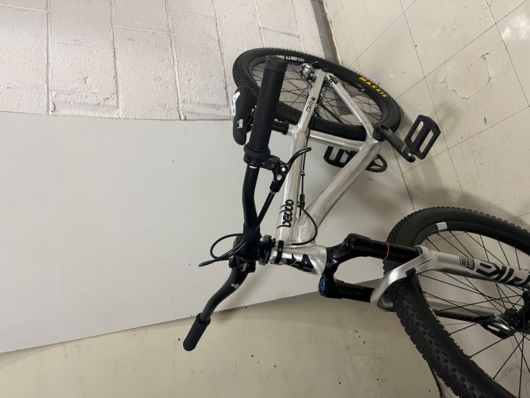 Used Rose Beddo sway Dirtbike 2024 Mountainbike, Light Gray — image 3 of 22