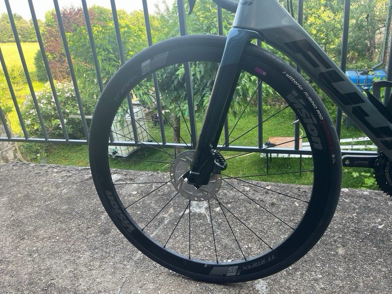 Gebrauchtes Fuji Transonic 2.1 2021 2021 Road & Gravel, Hellgrau — Bild 5 von 9