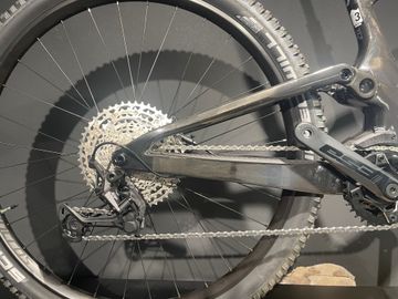Tweedehands Scott Lumen eRIDE 910 2023 2023 Mountainbike — afbeelding 2 van 3