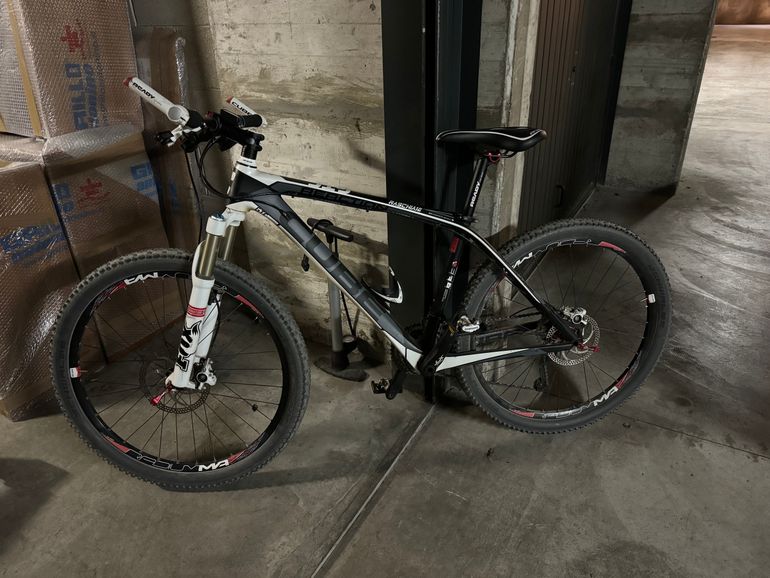 Used CUBE Reaction gtc Pro 2010 Mountainbike, Black — image 1 of 7