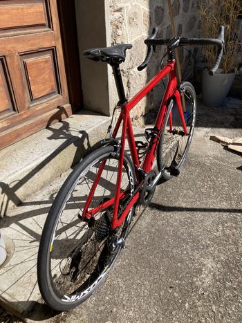 Used Lapierre Sensium 3.0 2022 2022 Road & Gravel, Red — image 2 of 5