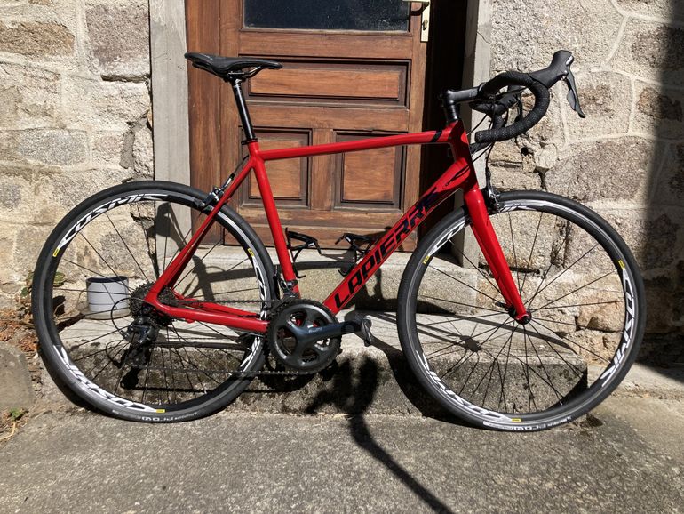 Used Lapierre Sensium 3.0 2022 2022 Road & Gravel, Red — image 1 of 5