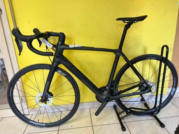 Gebrauchtes Bianchi Infinito CV Ultegra 2023 Road & Gravel, Grün — Bild 2 von 3