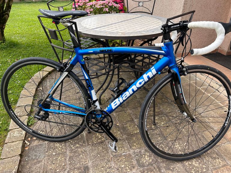 Used Bianchi via nirone 7 Veloce Compact 2009 Road & Gravel, Blue — image 1 of 9