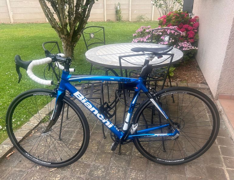 Used Bianchi via nirone 7 Veloce Compact 2009 Road & Gravel, Blue — image 2 of 9