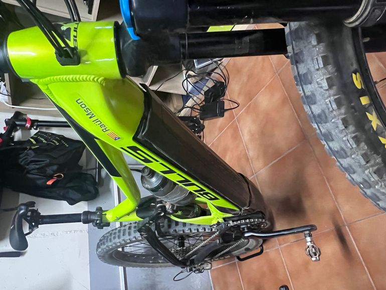 Used BULLS E-Stream EVO AM 4 27.5+ 2020 2020 Mountainbike — image 2 of 11