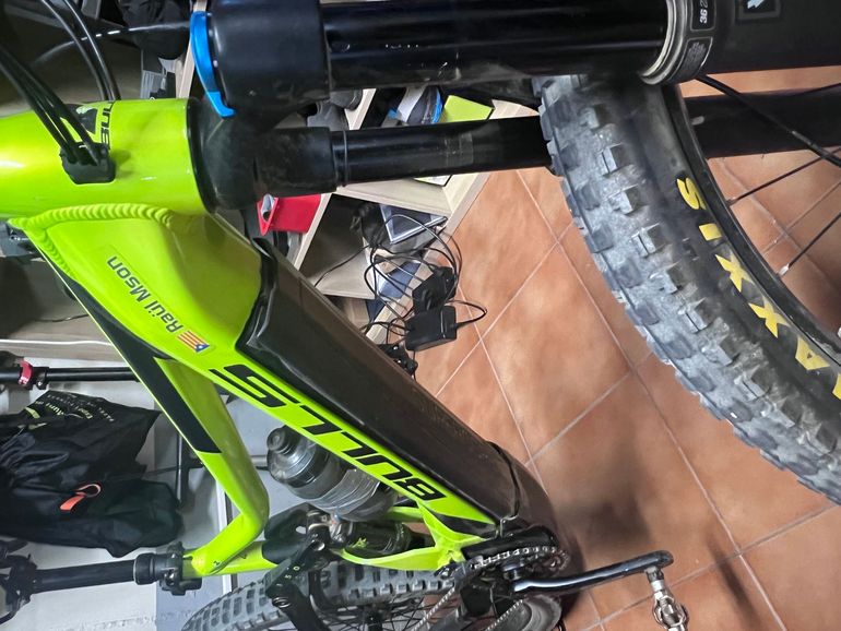 Used BULLS E-Stream EVO AM 4 27.5+ 2020 2020 Mountainbike — image 3 of 11
