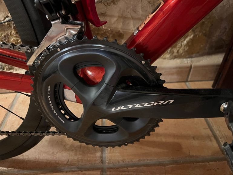 Used Canyon Endurace CF SL Disc 8.0 Di2 Aero 2019 Road & Gravel, Red — image 2 of 7