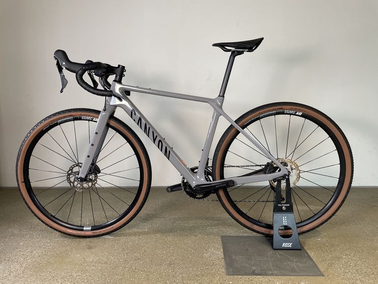 Used Canyon Grizl CF SL 6 2022 Road & Gravel, Light Gray — image 3 of 6