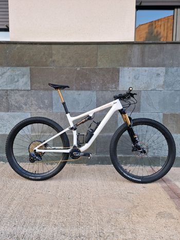 Specialized - Epic EVO Pro 2023, 2023