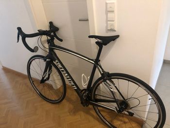 Used Specialized Roubaix SL4 Expert 2016 2016 Road & Gravel, Black — image 4 of 7