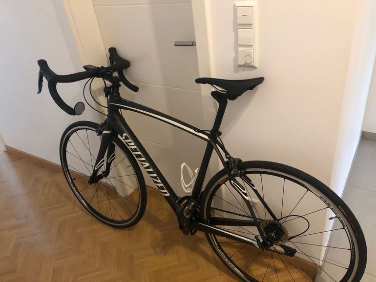 Used Specialized Roubaix SL4 Expert 2016 2016 Road & Gravel, Black — image 4 of 7