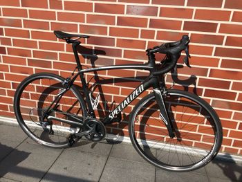 Used Specialized Roubaix SL4 Expert 2016 2016 Road & Gravel, Black — image 1 of 7