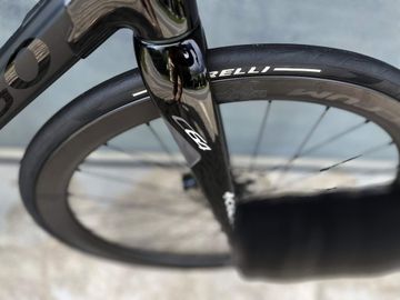 Used Colnago C64 Disc + SRAM Force AXS + Fulcrum Wind 420 2024 Road & Gravel, Black — image 3 of 20