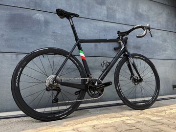 Used Colnago C64 Disc + Dura-Ace 2024 Road & Gravel, Black — image 2 of 17
