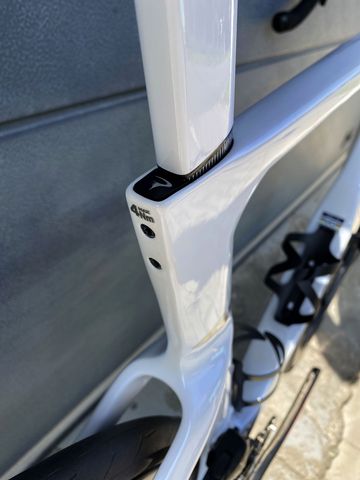 Used Pinarello Dogma F CRYSTAL WHITE + Super Record EPS + Bora WTO 45 2024 Road & Gravel, White — image 15 of 20