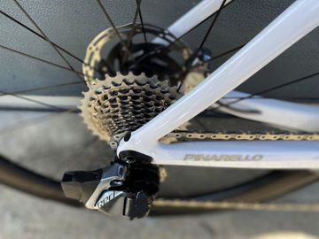 Used Pinarello Dogma F CRYSTAL WHITE + Super Record EPS + Bora WTO 45 2024 Road & Gravel, White — image 17 of 20