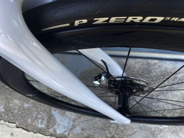 Used Pinarello Dogma F CRYSTAL WHITE + Super Record EPS + Bora WTO 45 2024 Road & Gravel, White — image 8 of 20