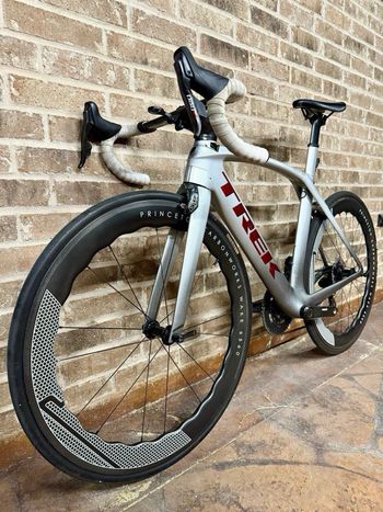 Used Trek Madone Race Shop Limited 2017 2017 Road & Gravel, Light Gray — image 17 of 20