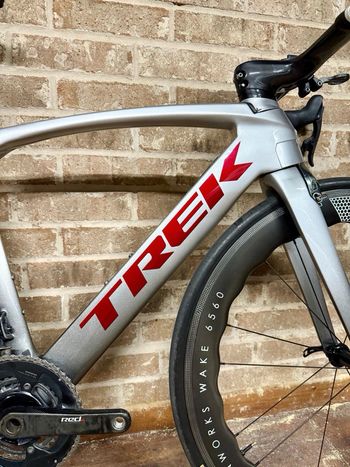 Used Trek Madone Race Shop Limited 2017 2017 Road & Gravel, Light Gray — image 14 of 20