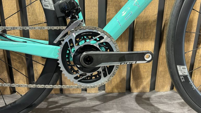 Brugt Bianchi Specialissima - Red eTap AXS 2022 2022 Road & Gravel — billede 2 af 15