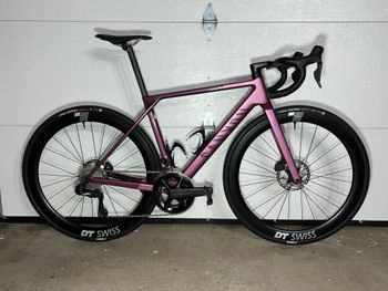 Canyon - Ultimate CF SLX 8 Di2 2023, 2023