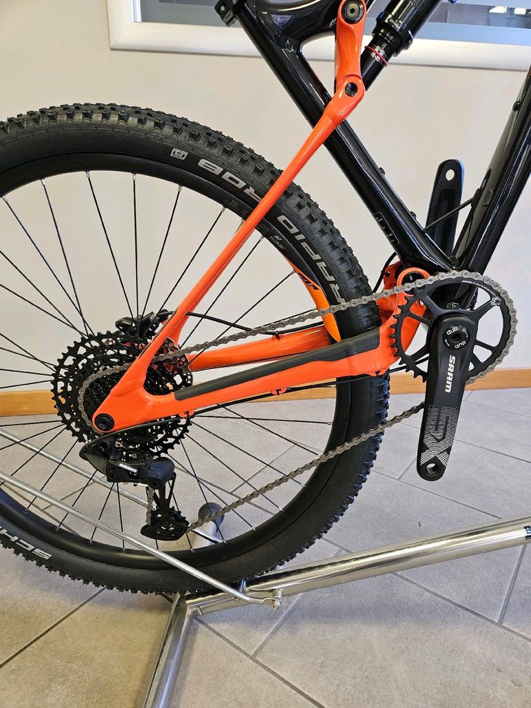 Used KTM SCARP 294 2022 2022 Mountainbike, Black, 29 — image 3 of 3