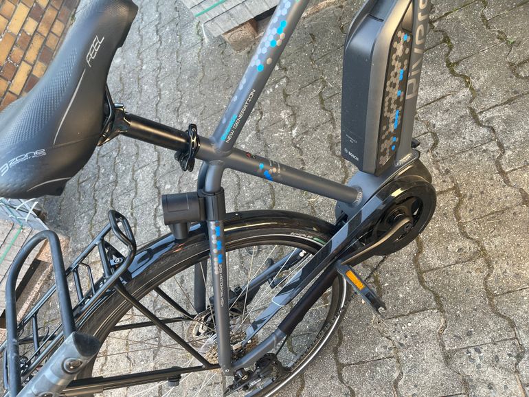 Used RIVERSIDE E-Bike City Trekking 28 Zoll ETR 500 Bosch Active Line Herren 2023 Mountainbike — image 9 of 19