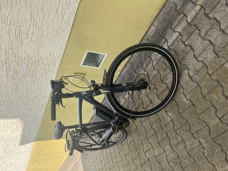 Used RIVERSIDE E-Bike City Trekking 28 Zoll ETR 500 Bosch Active Line Herren 2023 Mountainbike — image 10 of 19