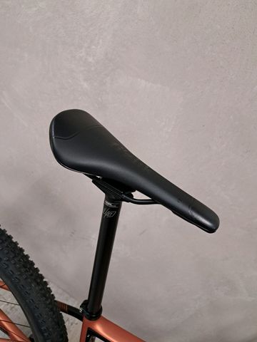 Used Lapierre Prorace CF 8.9 2024 2024 Mountainbike, Orange, 29 — image 4 of 11
