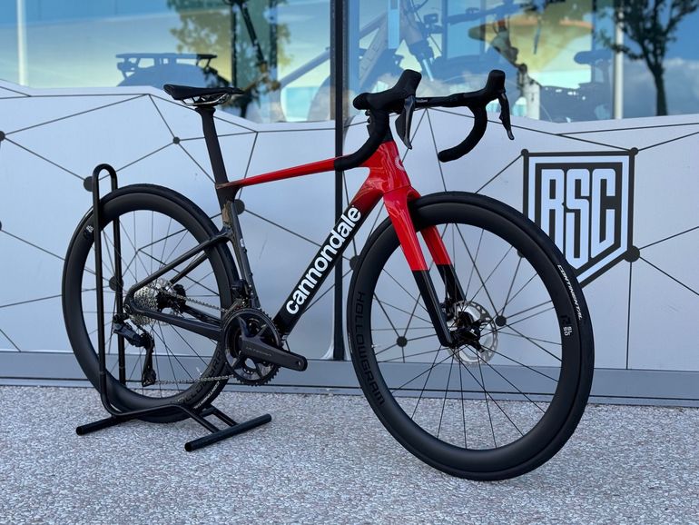 自転車本体 2024 CANNONDALE SUPERSIX EVO HI-MOD2 2024 Cannondale SuperSix EVO Hi-MOD 2 – Specs, Comparisons