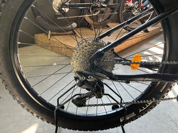 Used MBM Metis 27.5 2022 Mountainbike, Black — image 3 of 6