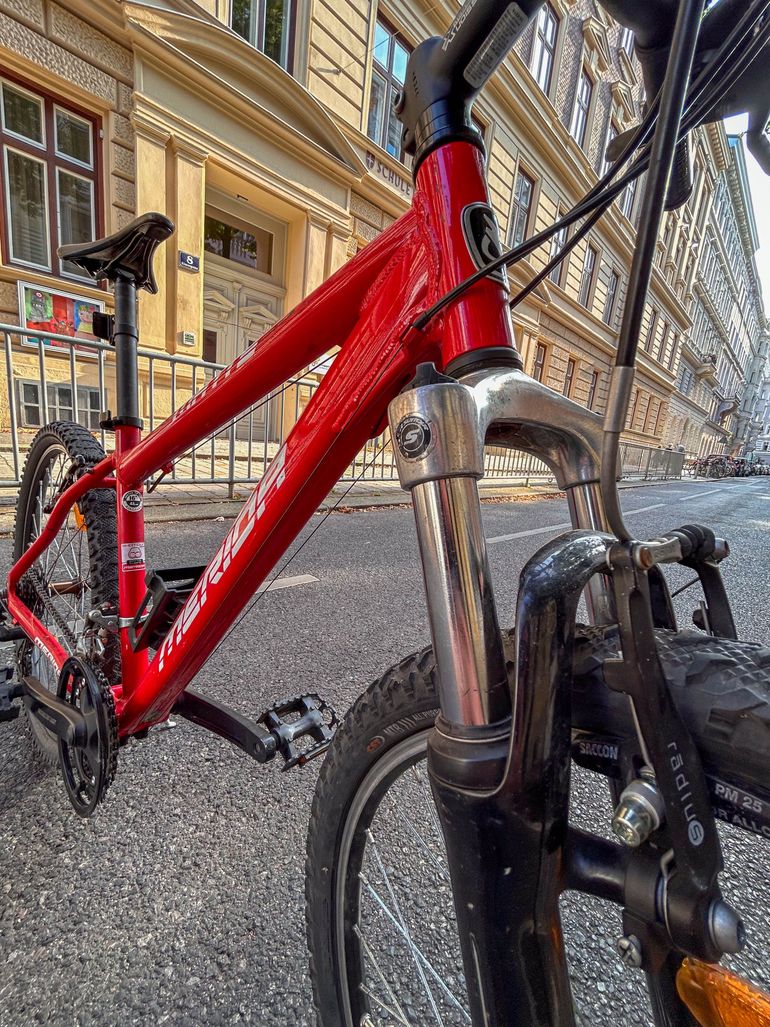 Used Merida Matts Mountainbike, Red — image 8 of 8