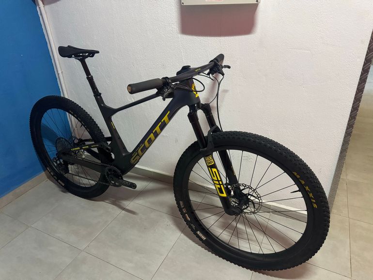 Tweedehands Scott Spark RC World Cup EVO AXS 2023 2023 Mountainbike — afbeelding 4 van 30