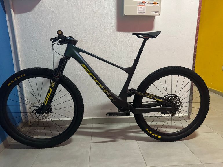 Tweedehands Scott Spark RC World Cup EVO AXS 2023 2023 Mountainbike — afbeelding 13 van 30
