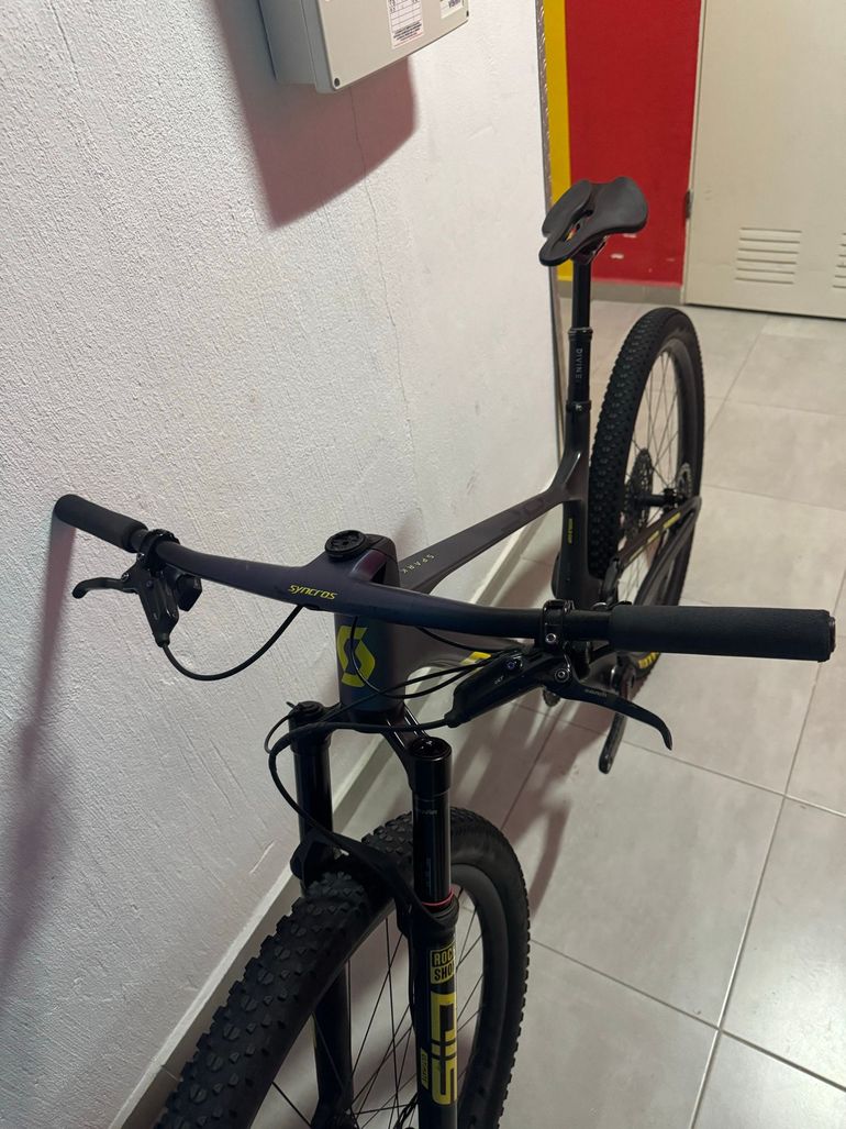 Tweedehands Scott Spark RC World Cup EVO AXS 2023 2023 Mountainbike — afbeelding 25 van 30